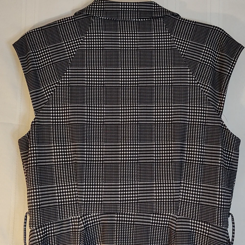 Calvin Klein Dress - Picture 5 of 7